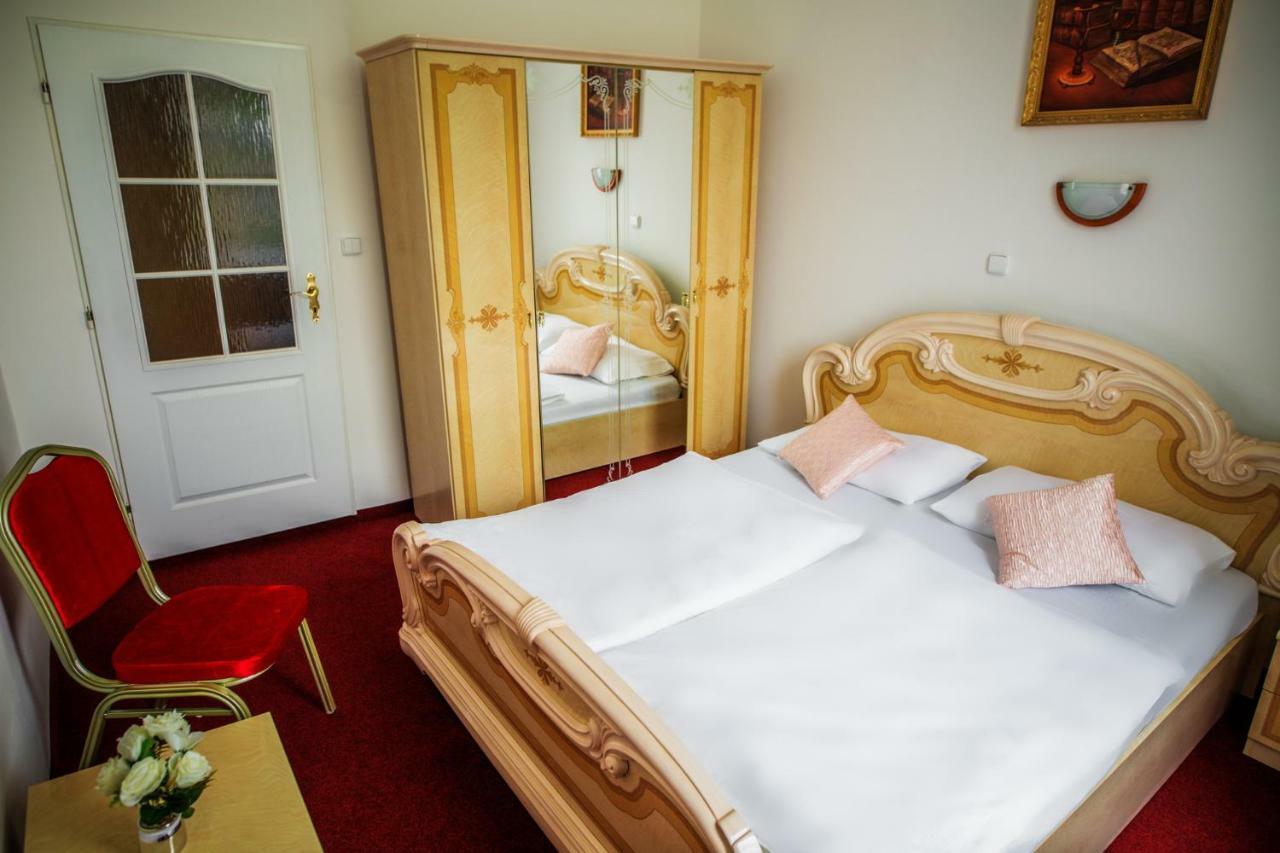 Hotel Dejmalik Litoměřice Eksteriør billede